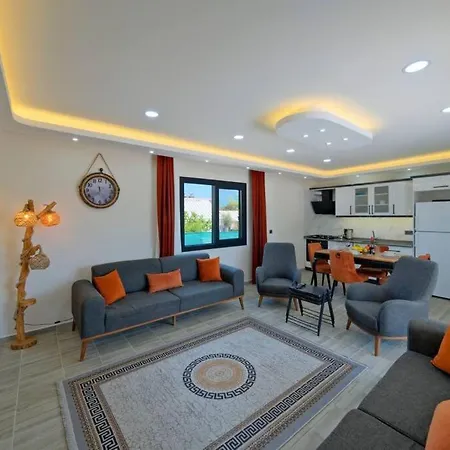 فندق Luxurious Scarlett *